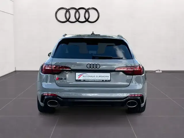 Audi RS4