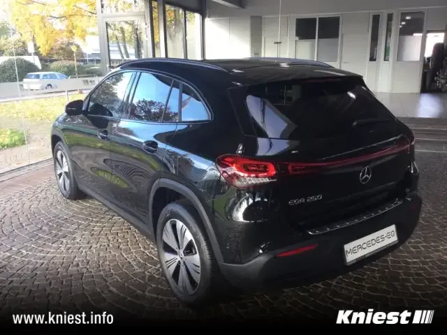 Mercedes-Benz Sonstiges