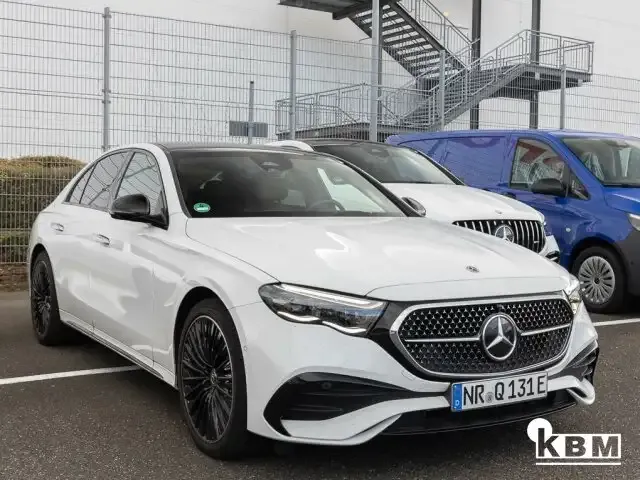Mercedes-Benz E 300