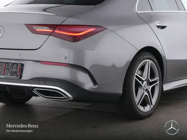 Mercedes-Benz CLA 200