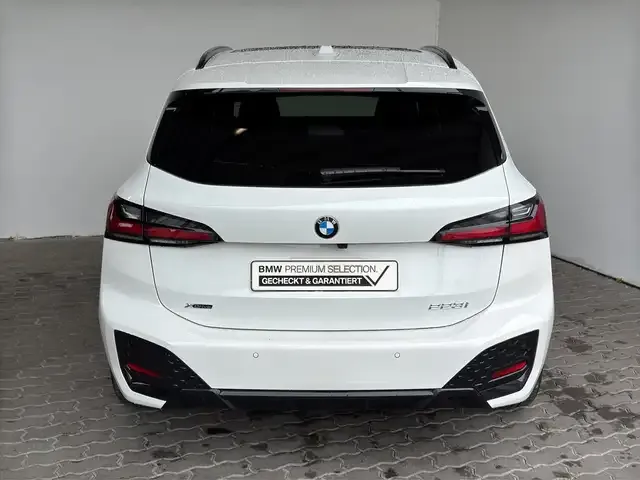 BMW 223