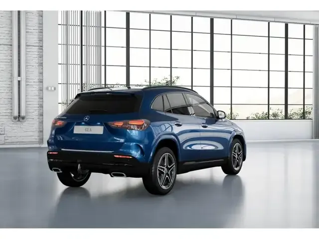 Mercedes-Benz GLA 200