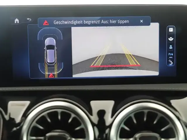 Mercedes-Benz A 220