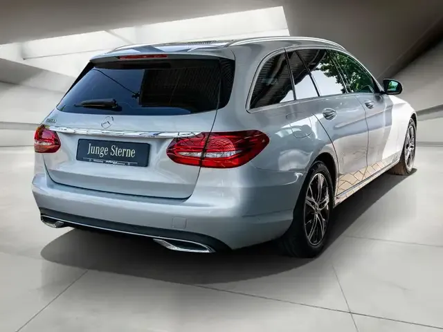 Mercedes-Benz C 200
