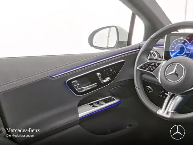Mercedes-Benz EQE 300