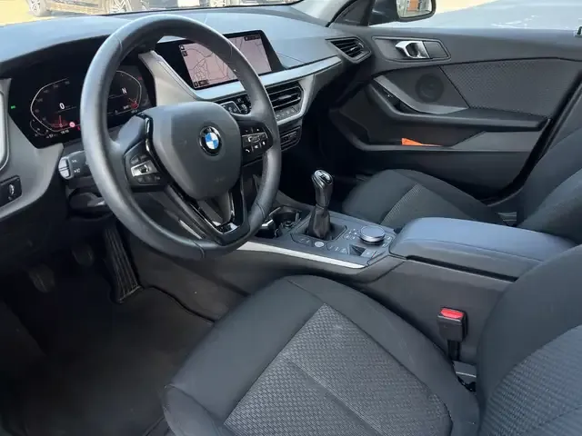 BMW 118