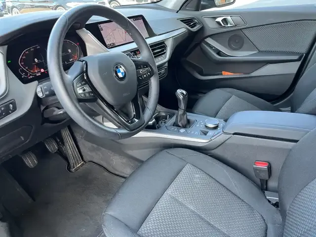 BMW 118