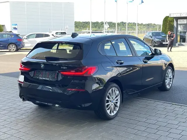 BMW 118