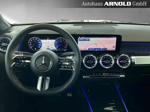 Mercedes-Benz GLB 200