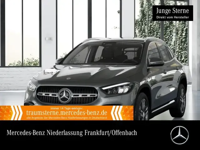 Mercedes-Benz GLA 220