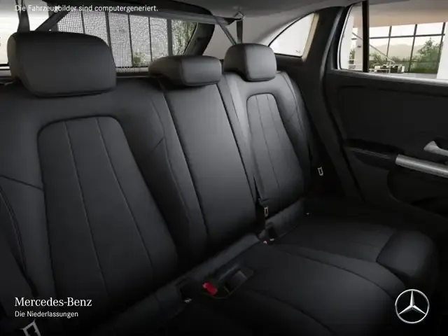 Mercedes-Benz GLA 220