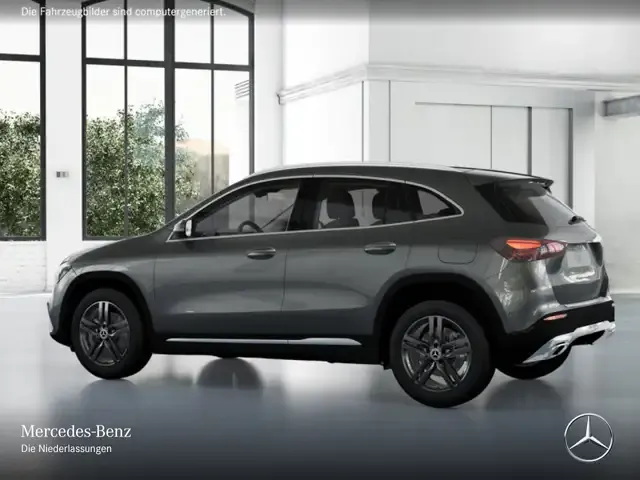 Mercedes-Benz GLA 220