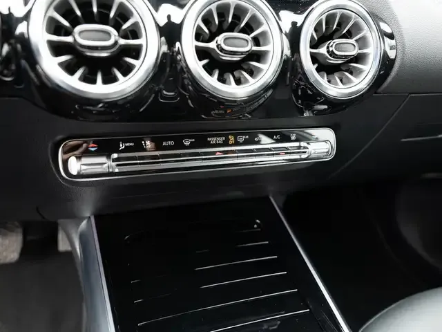 Mercedes-Benz EQA 350