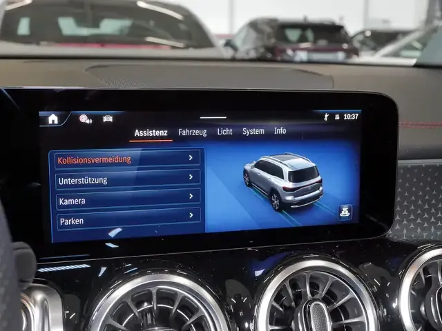 Mercedes-Benz EQB 300