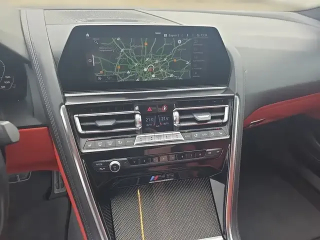 BMW M8