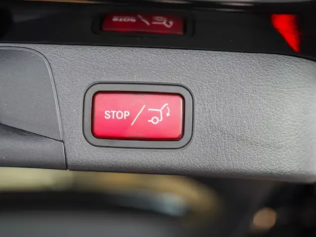 Mercedes-Benz EQB 350