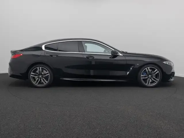 BMW 840