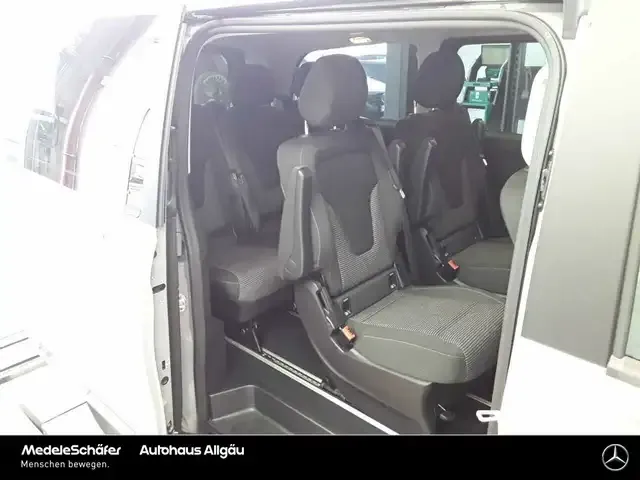 Mercedes-Benz EQV 300