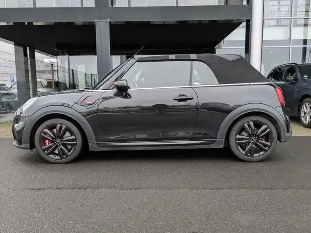 MINI John Cooper Works Cabrio