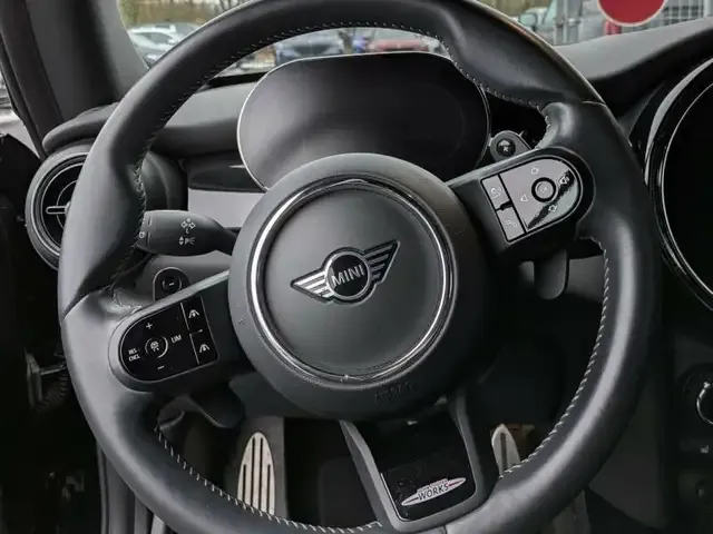 MINI John Cooper Works Cabrio