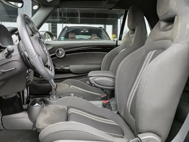 MINI John Cooper Works Cabrio