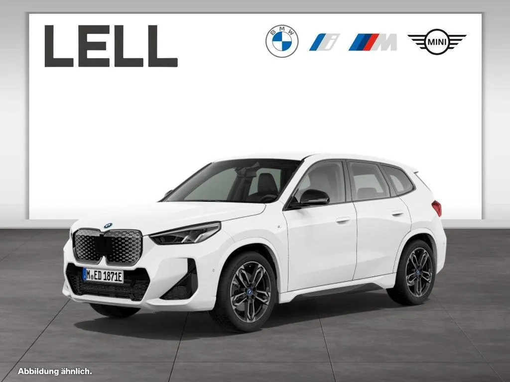 BMW iX1