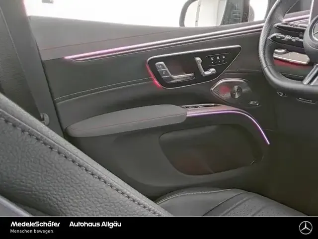 Mercedes-Benz EQS SUV