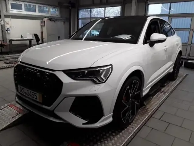 Audi RS Q3
