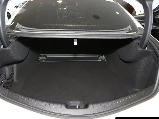 Mercedes-Benz CLE 200