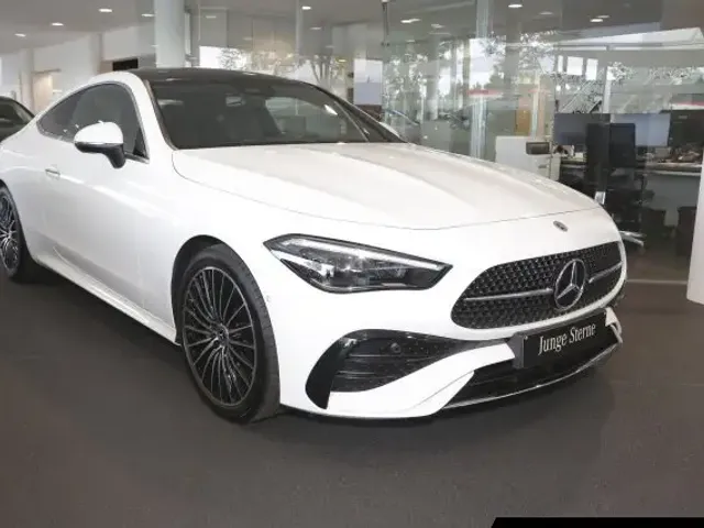 Mercedes-Benz CLE 200