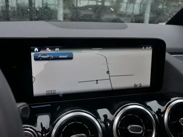 Mercedes-Benz GLA 180