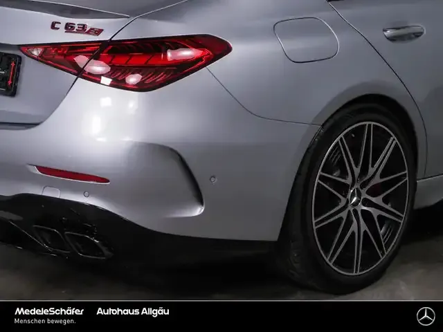 Mercedes-Benz C 63 AMG