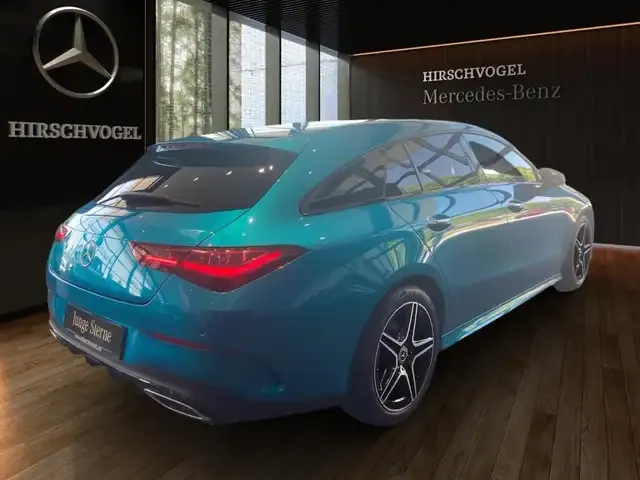 Mercedes-Benz CLA 200
