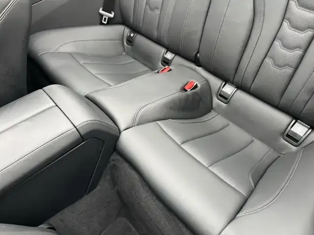 BMW M850