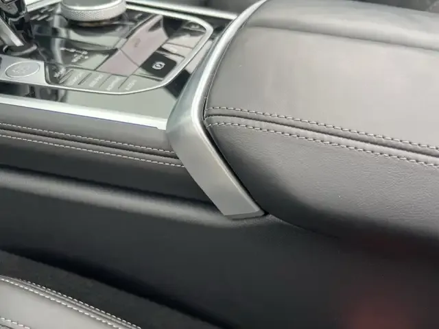 BMW M850