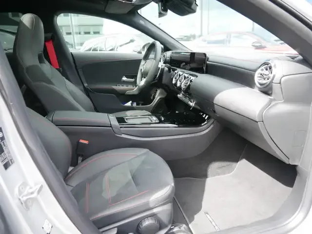 Mercedes-Benz Sonstiges