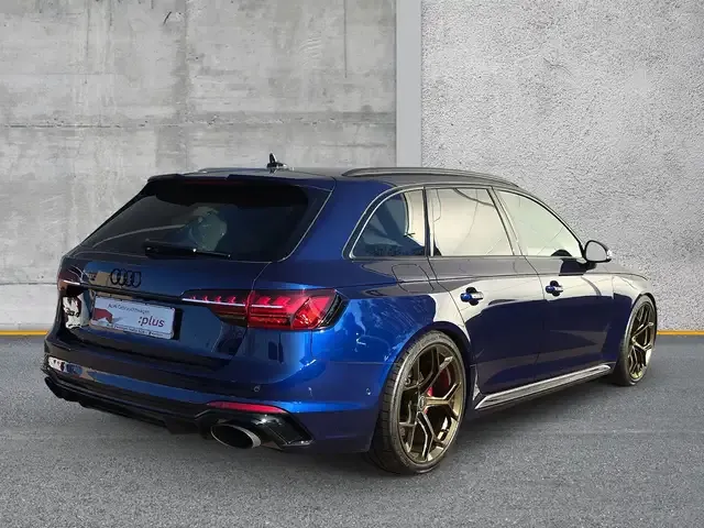 Audi RS4