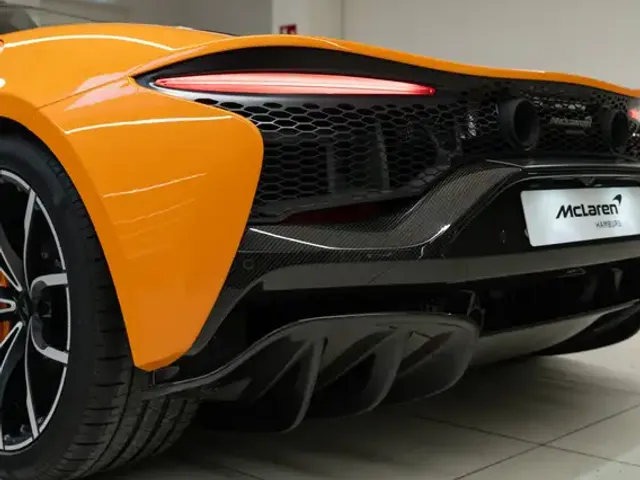 McLaren Sonstige