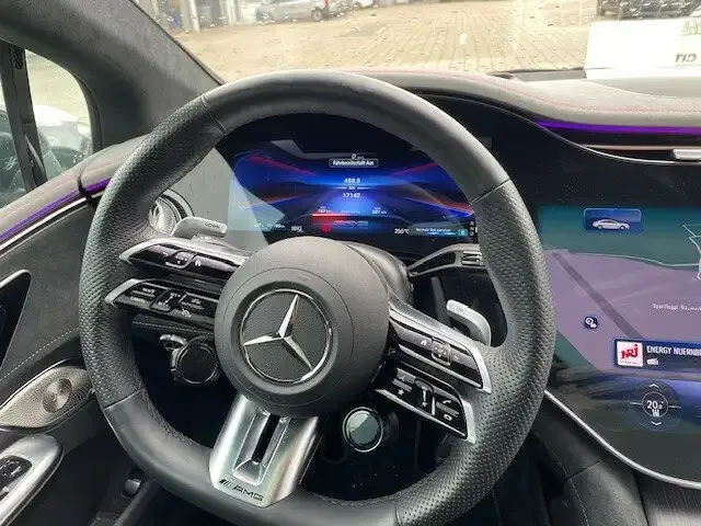 Mercedes-Benz EQE 43
