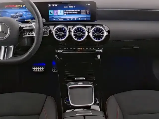Mercedes-Benz A 250