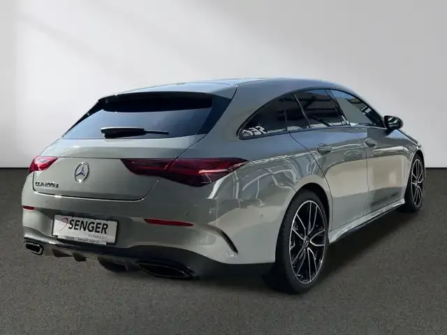Mercedes-Benz CLA 200