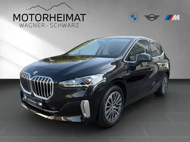 BMW 225