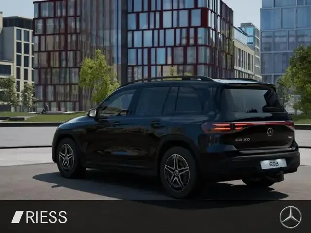 Mercedes-Benz EQB 300