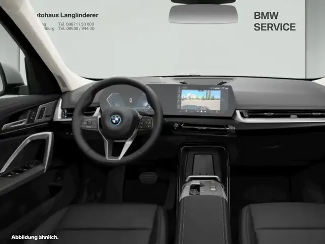 BMW iX1