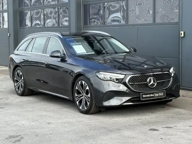 Mercedes-Benz E 220