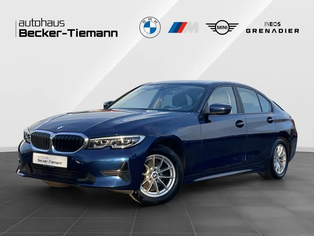 BMW 320