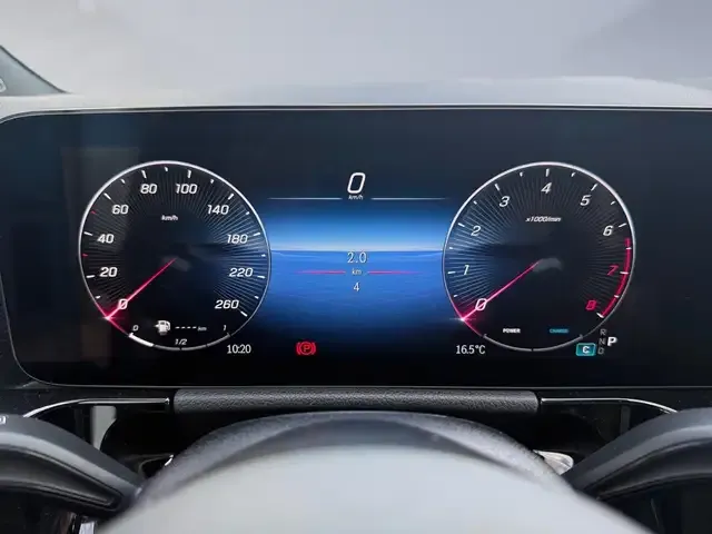 Mercedes-Benz GLA 200