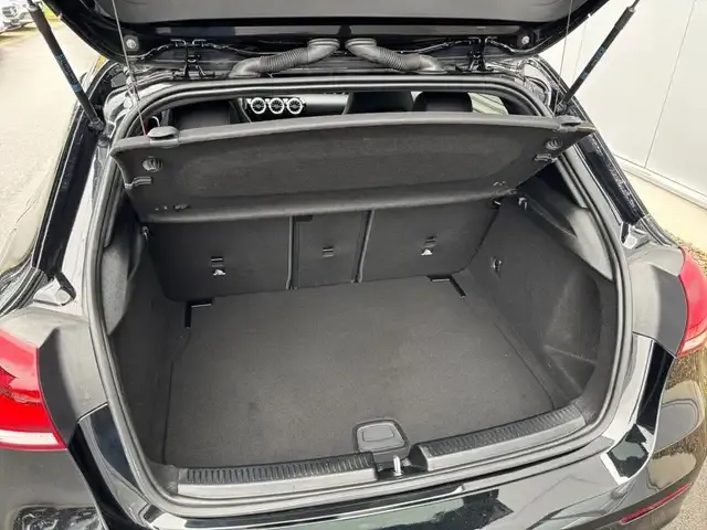 Mercedes-Benz A 35 AMG