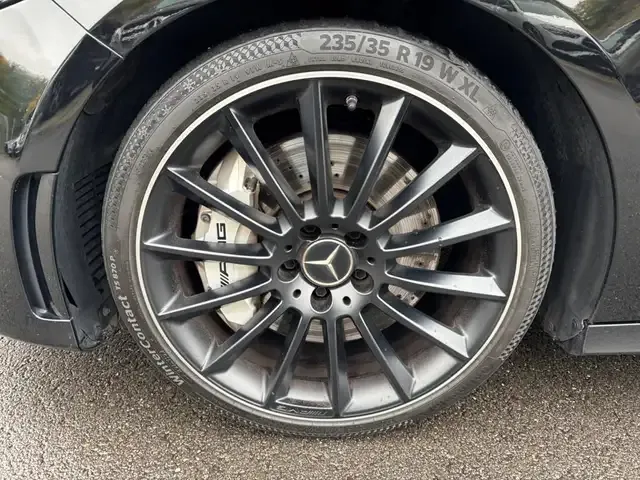 Mercedes-Benz A 35 AMG
