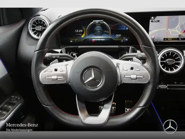 Mercedes-Benz GLA 35 AMG